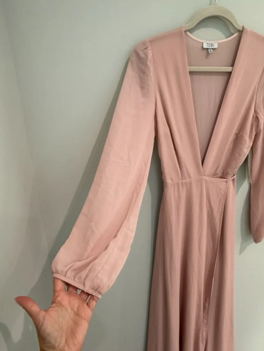 NWT Tobi Blush Pink Deep V-Neck Long Sleeve Maxi Dress - Size XS